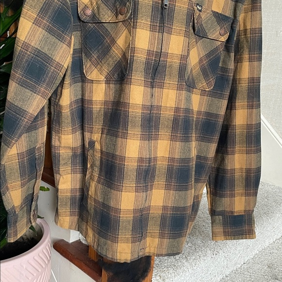 Wrangler Men's Brown and Black Plaid Shirt Jacket - Picture 3 of 10
